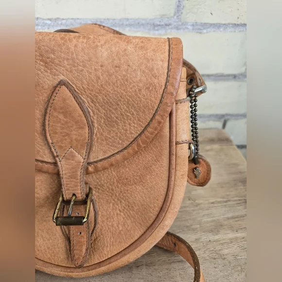 Vintage Roots Crossbody Bag - Picture 12 of 12